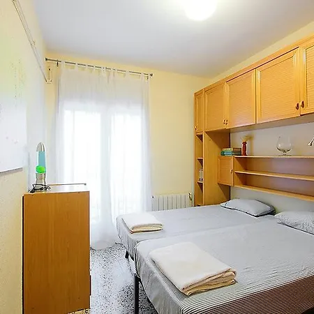 Homestay Domina Royal *